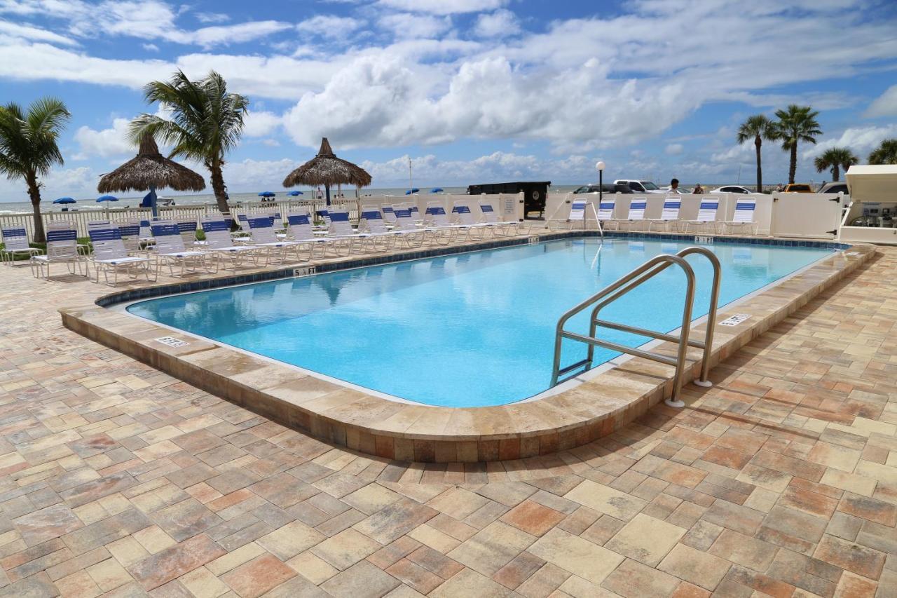 106 Beach Place Condos St. Pete Beach Exteriér fotografie